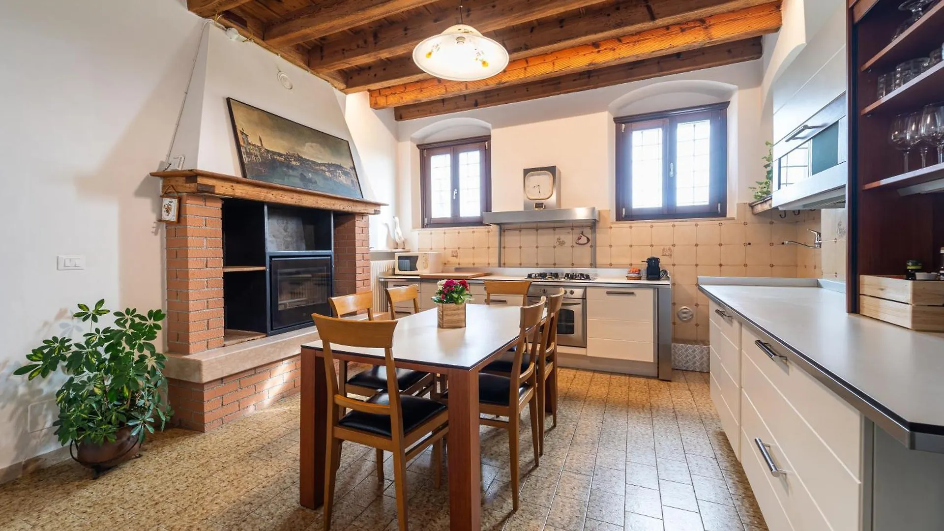 Casa vacanze Antico Stemma di Corte Meneghella Monzambano