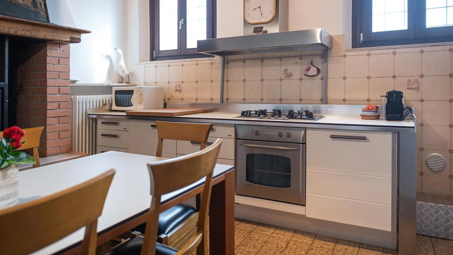 Antico Stemma di Corte Meneghella Monzambano Casa vacanze